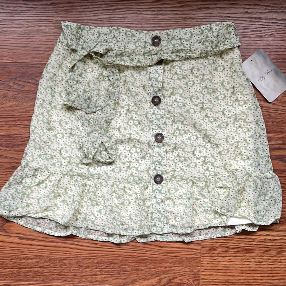 Lily Rose women’s floral skirt